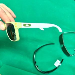 Oakley Hollingsworth